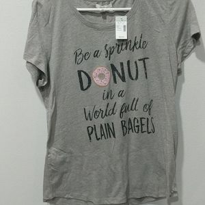 NWT Woman's Graphic Tee